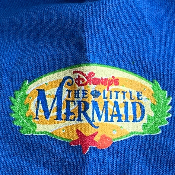 DISNEY ON ICE THE LITTLE MERMAID SEBASTIAN PROMO TEE SHIRT KID’S SZ. 6/8 BLUE - Picture 4 of 6